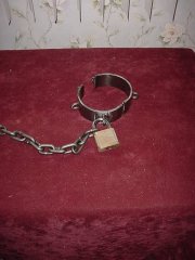 You'll know you're a slave when you're wearing this collar!